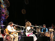 �L�����ƕ���