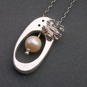 Hammered heart pendant